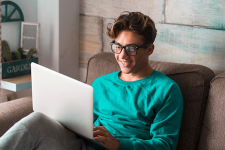 Online Social Work Degree Programs in Minnesota